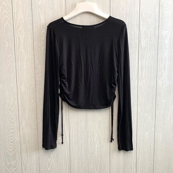 Project Social T Aubrey Ruched Side Long Sleeve Top Black Size Medium NWT - Picture 4 of 6